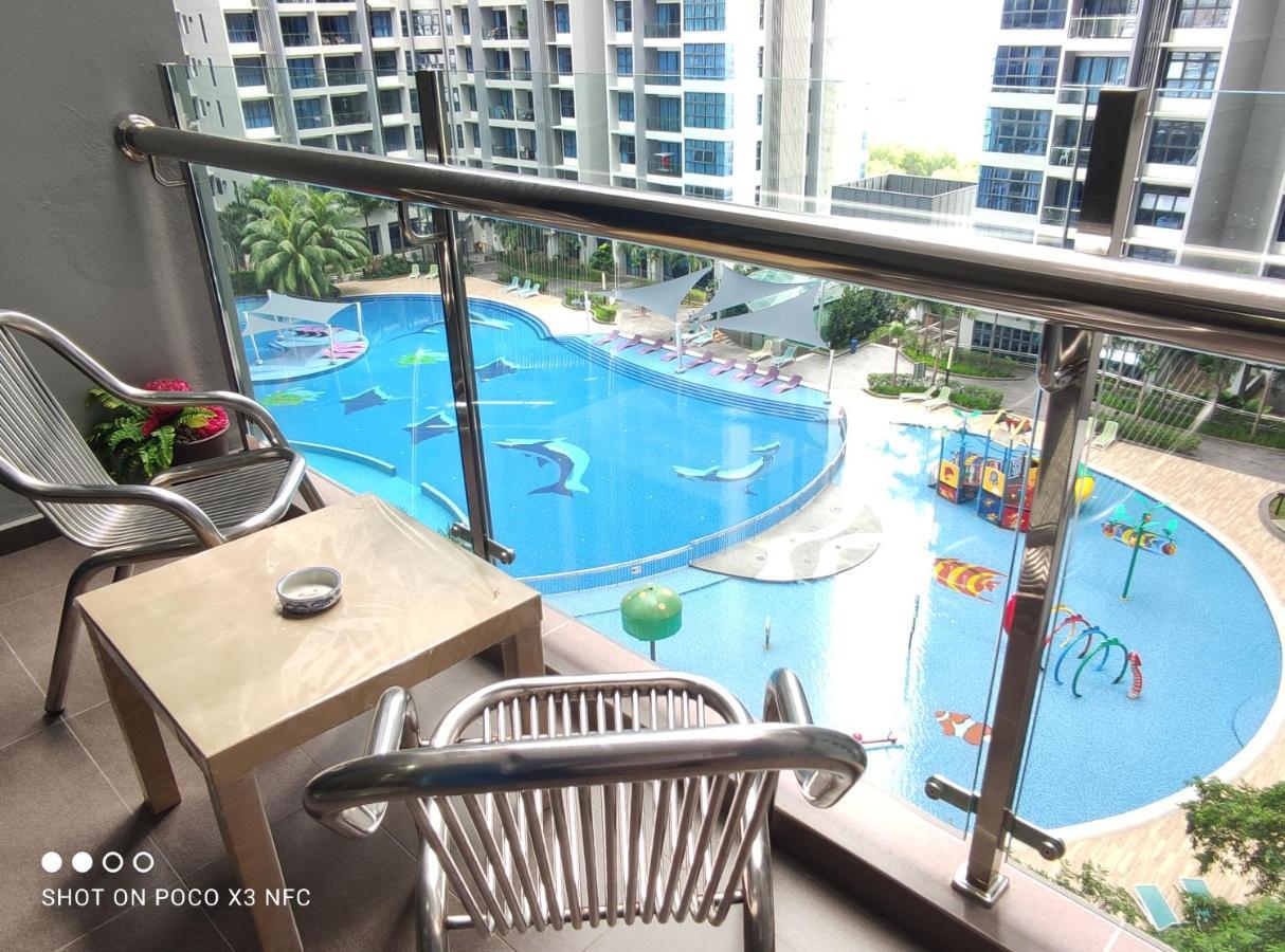 Atlantis Homestay Pool View 1210 Malacca Exteriör bild
